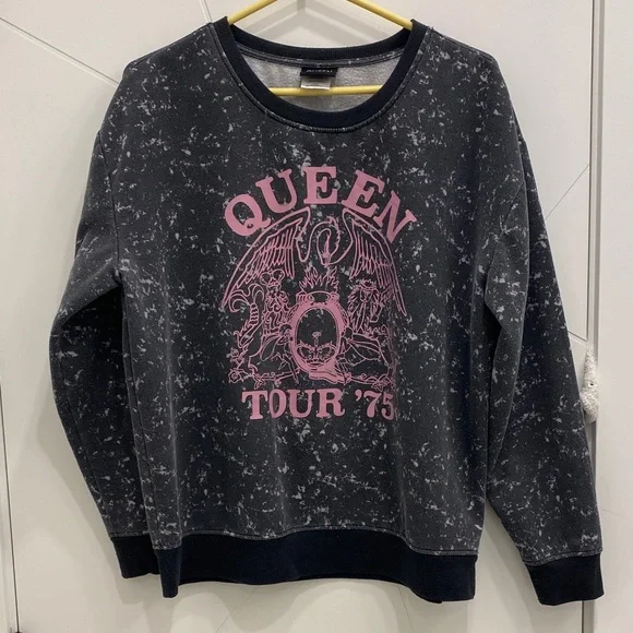 QUEEN Crewneck Sweater Pullover 70’s Tour Merch - Picture 10 of 10